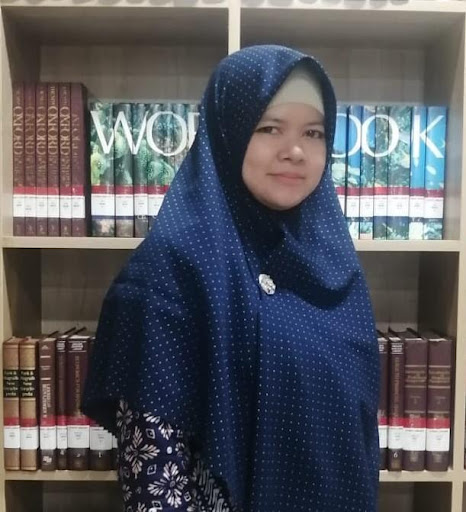 ratih titi